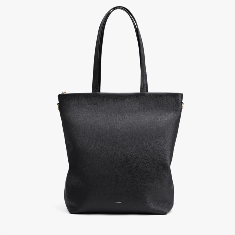 Cuyana Tall Easy Zipper Tote Black with Tall Easy Tote Insert - Picture 2 of 14